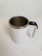 Stainless steel thermos cup with handle, anti-tipping, magic suction cup to prevent tipping.