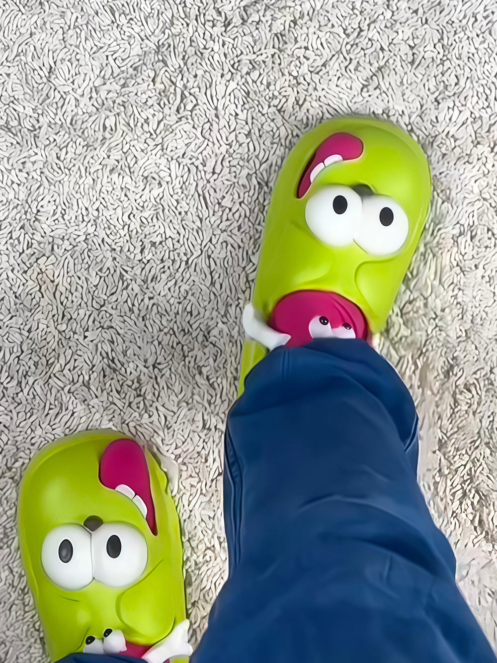 Big-eyed dog slippers, indoor thick-soled non-slip sandals